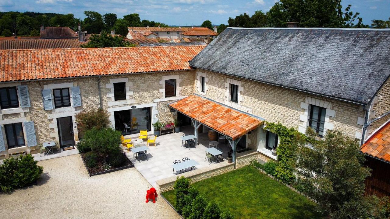 Au Logis De Bellefois - Chambres D'Hotes Neuville-du-Poitou Eksteriør billede